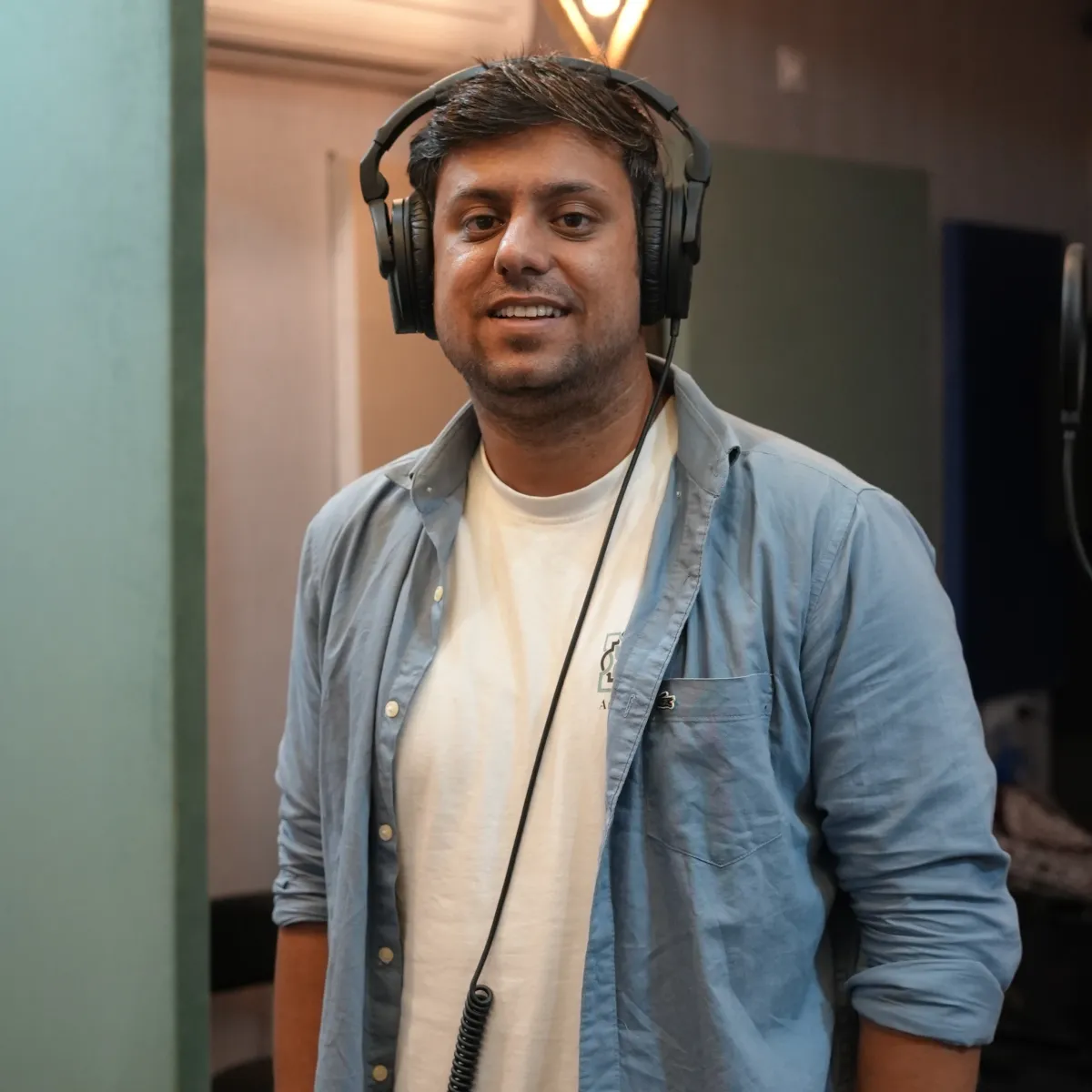 I am an indie artist guitarist & music composer 