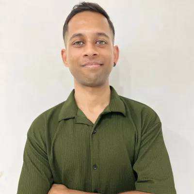 Artist with varied talent forms